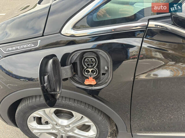 Черный Опель Ampera-e, объемом двигателя 0 л и пробегом 135 тыс. км за 15750 $, фото 31 на Automoto.ua