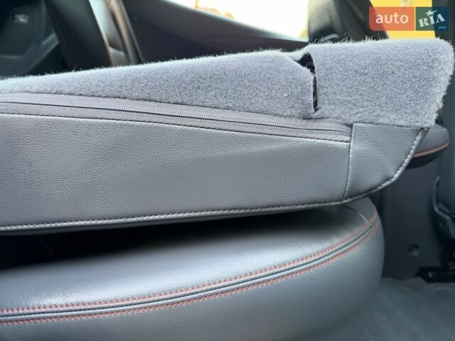 Чорний Опель Ampera-e, об'ємом двигуна 0 л та пробігом 136 тис. км за 14950 $, фото 116 на Automoto.ua