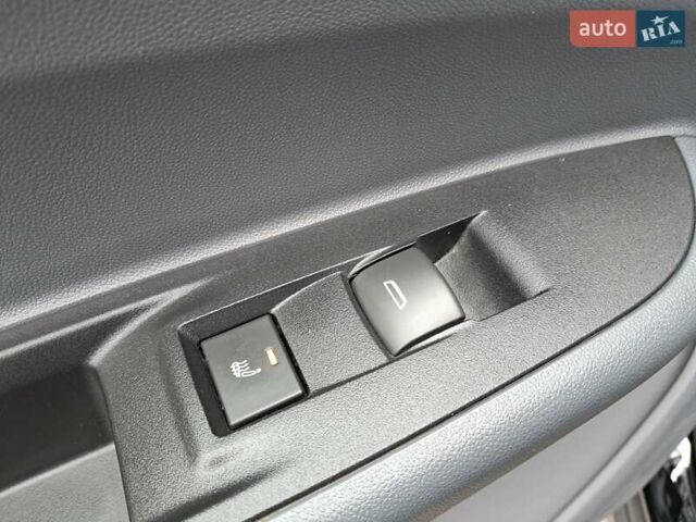 Черный Опель Ampera-e, объемом двигателя 0 л и пробегом 94 тыс. км за 15600 $, фото 18 на Automoto.ua