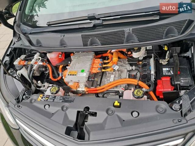Черный Опель Ampera-e, объемом двигателя 0 л и пробегом 94 тыс. км за 15600 $, фото 59 на Automoto.ua