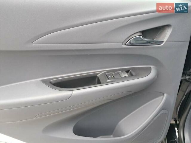 Черный Опель Ampera-e, объемом двигателя 0 л и пробегом 94 тыс. км за 15600 $, фото 23 на Automoto.ua