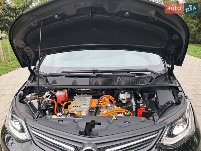 Черный Опель Ampera-e, объемом двигателя 0 л и пробегом 94 тыс. км за 15600 $, фото 60 на Automoto.ua