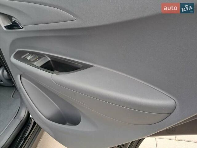 Черный Опель Ampera-e, объемом двигателя 0 л и пробегом 94 тыс. км за 15600 $, фото 29 на Automoto.ua