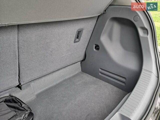 Черный Опель Ampera-e, объемом двигателя 0 л и пробегом 94 тыс. км за 15600 $, фото 88 на Automoto.ua