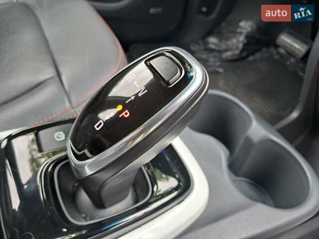 Черный Опель Ampera-e, объемом двигателя 0 л и пробегом 94 тыс. км за 15600 $, фото 38 на Automoto.ua