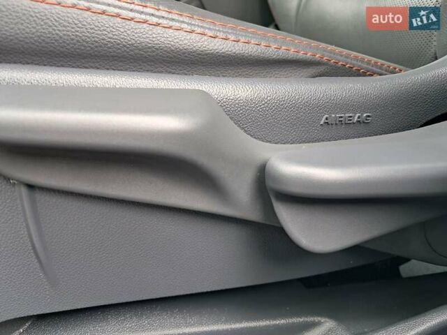 Черный Опель Ampera-e, объемом двигателя 0 л и пробегом 82 тыс. км за 15800 $, фото 58 на Automoto.ua