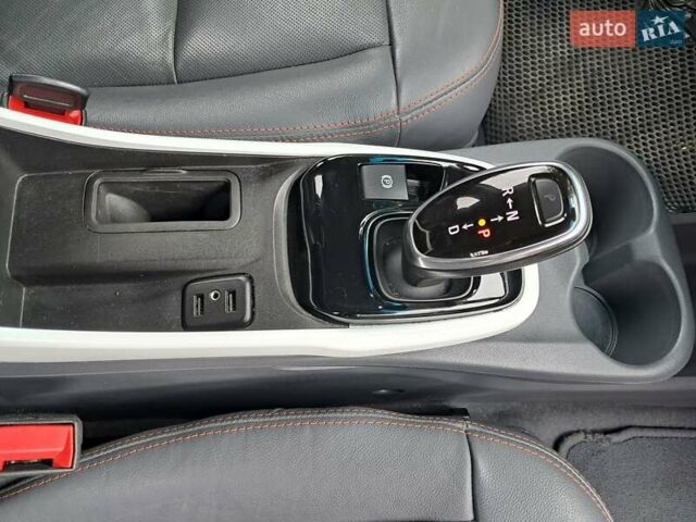 Черный Опель Ampera-e, объемом двигателя 0 л и пробегом 94 тыс. км за 15600 $, фото 42 на Automoto.ua