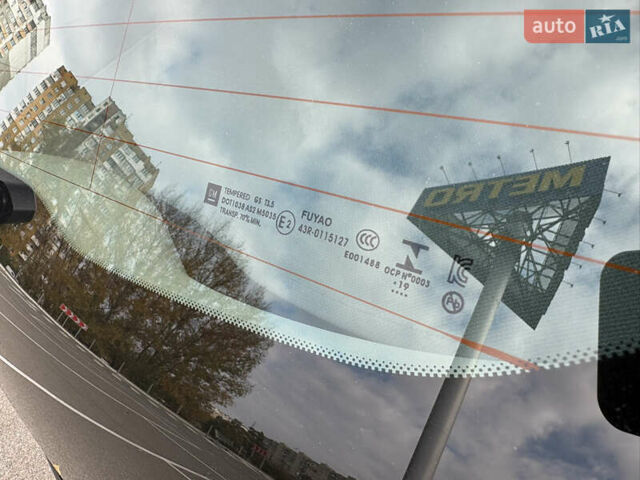 Черный Опель Ampera-e, объемом двигателя 0 л и пробегом 135 тыс. км за 15750 $, фото 28 на Automoto.ua