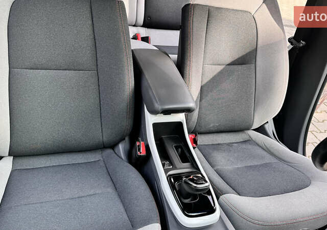 Червоний Опель Ampera-e, об'ємом двигуна 0 л та пробігом 35 тис. км за 16500 $, фото 13 на Automoto.ua