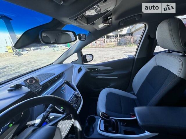 Красный Опель Ampera-e, объемом двигателя 0 л и пробегом 35 тыс. км за 19000 $, фото 75 на Automoto.ua