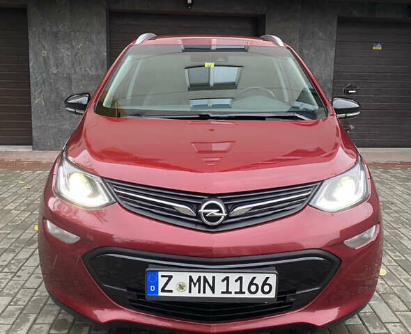 Красный Опель Ampera-e, объемом двигателя 0 л и пробегом 88 тыс. км за 14499 $, фото 9 на Automoto.ua