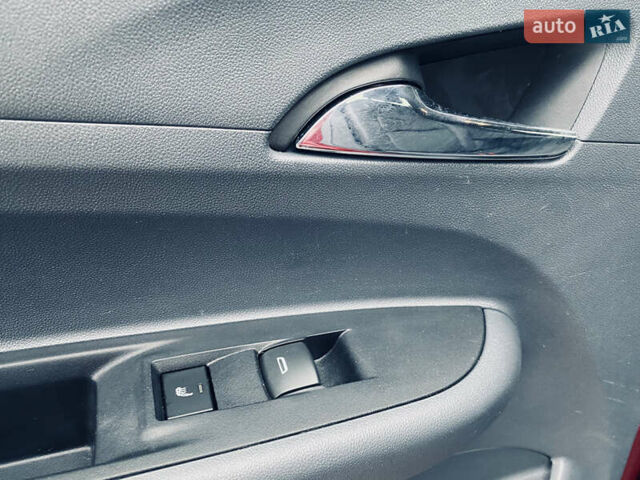 Червоний Опель Ampera-e, об'ємом двигуна 0 л та пробігом 90 тис. км за 14299 $, фото 30 на Automoto.ua