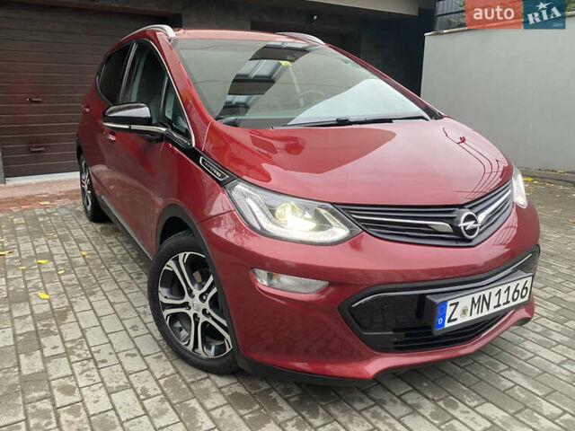 Красный Опель Ampera-e, объемом двигателя 0 л и пробегом 88 тыс. км за 14499 $, фото 11 на Automoto.ua