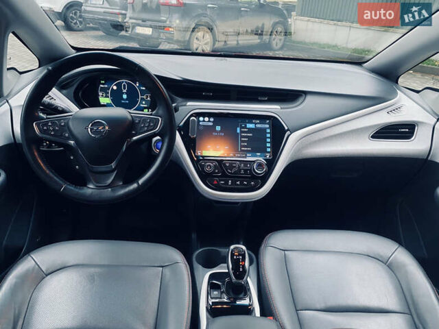 Красный Опель Ampera-e, объемом двигателя 0 л и пробегом 88 тыс. км за 14499 $, фото 25 на Automoto.ua