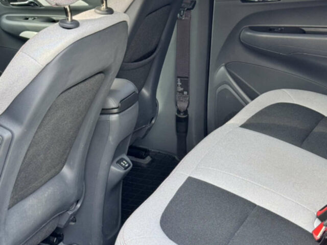 Красный Опель Ampera-e, объемом двигателя 0 л и пробегом 56 тыс. км за 14900 $, фото 32 на Automoto.ua