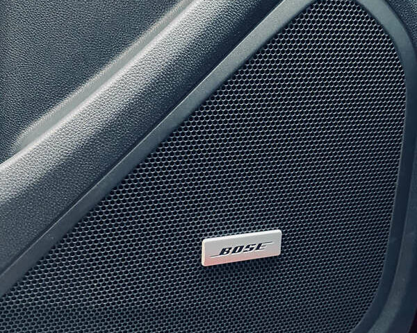 Красный Опель Ampera-e, объемом двигателя 0 л и пробегом 88 тыс. км за 14499 $, фото 36 на Automoto.ua