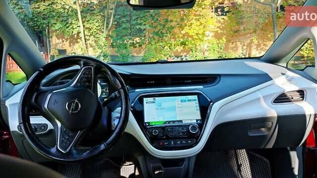 Красный Опель Ampera-e, объемом двигателя 0 л и пробегом 179 тыс. км за 15500 $, фото 7 на Automoto.ua