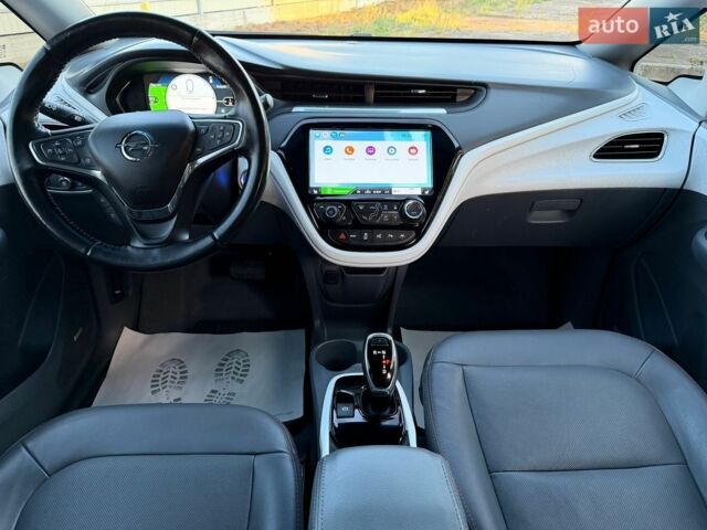 Красный Опель Ampera-e, объемом двигателя 0 л и пробегом 140 тыс. км за 15800 $, фото 40 на Automoto.ua