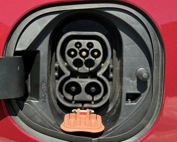 Красный Опель Ampera-e, объемом двигателя 0 л и пробегом 100 тыс. км за 15900 $, фото 38 на Automoto.ua