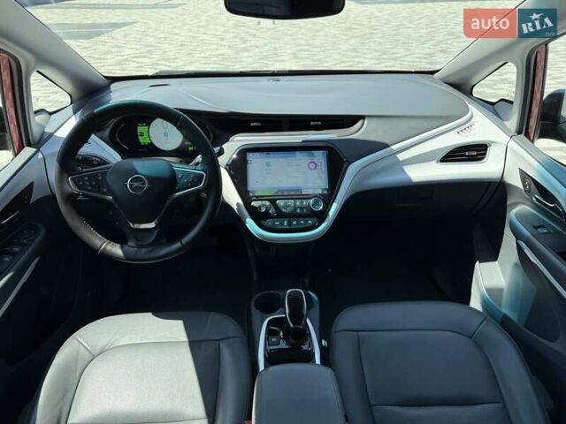 Красный Опель Ampera-e, объемом двигателя 0 л и пробегом 100 тыс. км за 15400 $, фото 35 на Automoto.ua