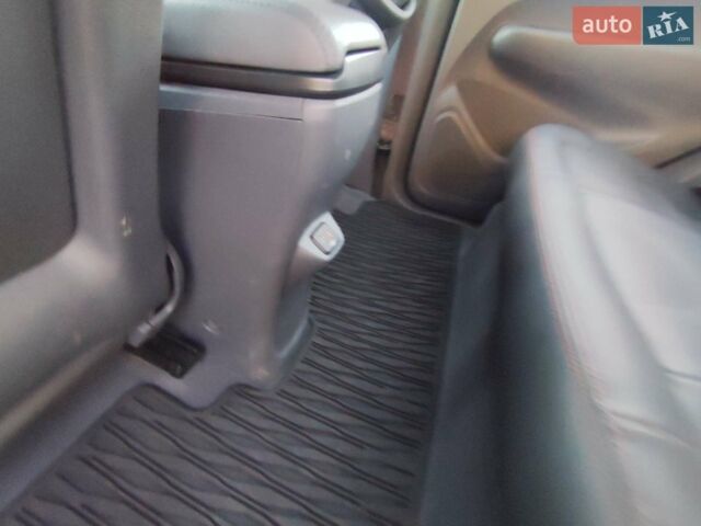 Серый Опель Ampera-e, объемом двигателя 0 л и пробегом 123 тыс. км за 15555 $, фото 29 на Automoto.ua