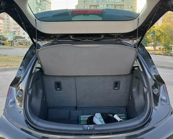 Серый Опель Ampera-e, объемом двигателя 0 л и пробегом 109 тыс. км за 14500 $, фото 7 на Automoto.ua