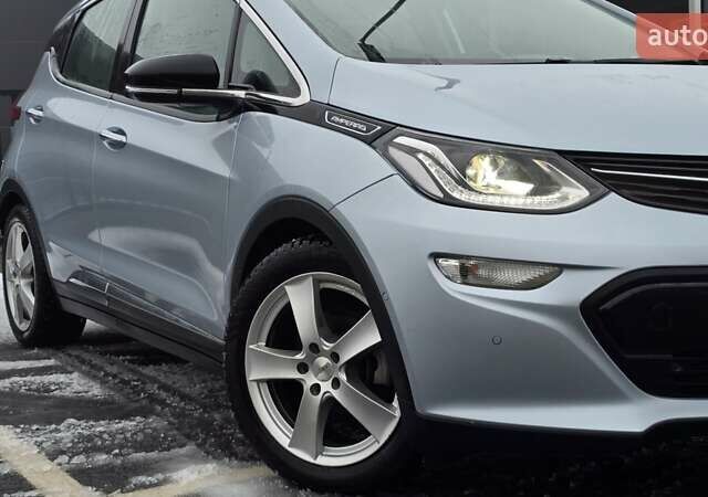 Серый Опель Ampera-e, объемом двигателя 0 л и пробегом 157 тыс. км за 13999 $, фото 7 на Automoto.ua