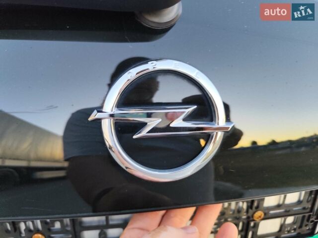 Серый Опель Ampera-e, объемом двигателя 0 л и пробегом 123 тыс. км за 15555 $, фото 24 на Automoto.ua