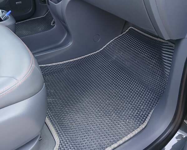 Серый Опель Ampera-e, объемом двигателя 0 л и пробегом 109 тыс. км за 14500 $, фото 9 на Automoto.ua