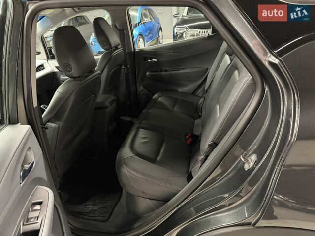 Серый Опель Ampera-e, объемом двигателя 0 л и пробегом 162 тыс. км за 13900 $, фото 8 на Automoto.ua