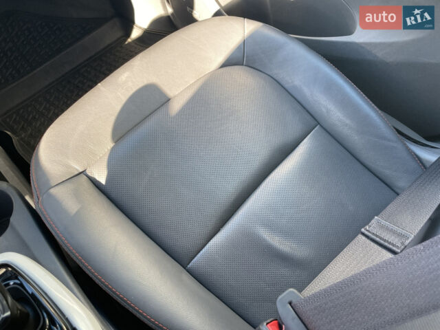 Серый Опель Ampera-e, объемом двигателя 0 л и пробегом 146 тыс. км за 13900 $, фото 11 на Automoto.ua