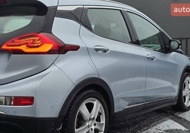 Серый Опель Ampera-e, объемом двигателя 0 л и пробегом 157 тыс. км за 13999 $, фото 13 на Automoto.ua