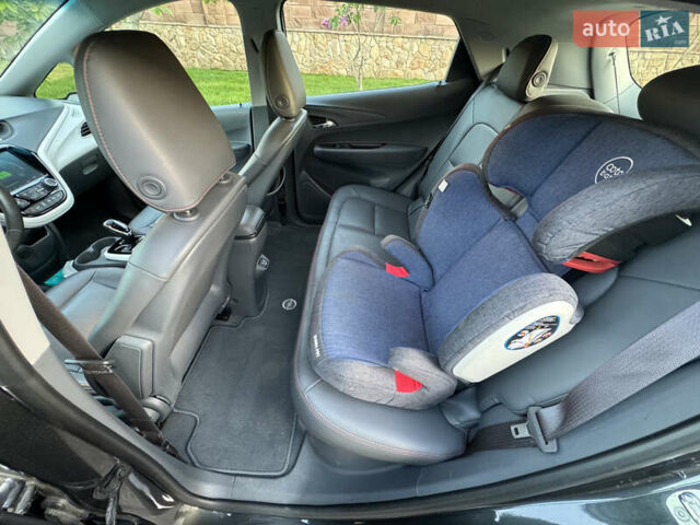 Серый Опель Ampera-e, объемом двигателя 0 л и пробегом 138 тыс. км за 13400 $, фото 13 на Automoto.ua