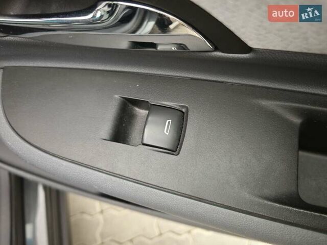 Серый Опель Ampera-e, объемом двигателя 0 л и пробегом 123 тыс. км за 14350 $, фото 58 на Automoto.ua