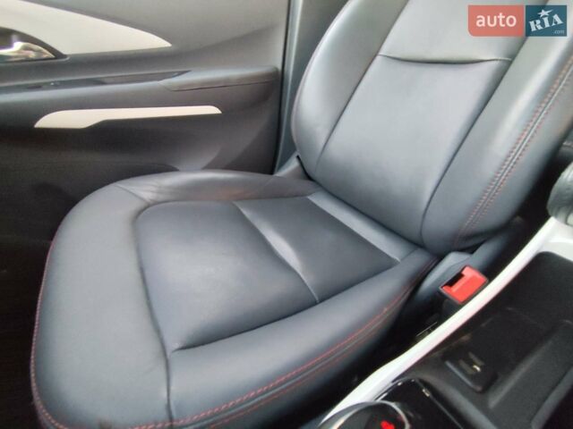 Серый Опель Ampera-e, объемом двигателя 0 л и пробегом 123 тыс. км за 15555 $, фото 37 на Automoto.ua
