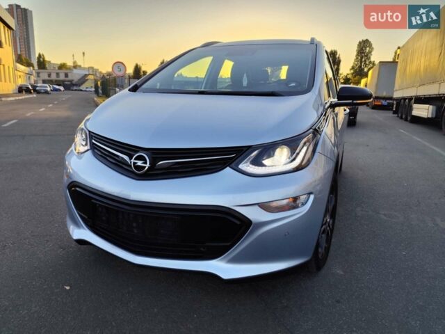 Серый Опель Ampera-e, объемом двигателя 0 л и пробегом 123 тыс. км за 15555 $, фото 4 на Automoto.ua