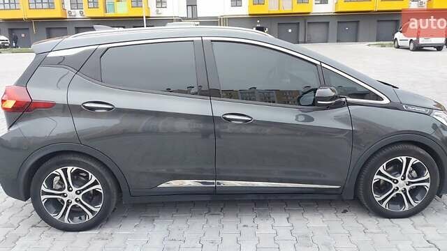 Серый Опель Ampera-e, объемом двигателя 0 л и пробегом 93 тыс. км за 15450 $, фото 7 на Automoto.ua