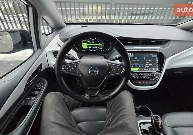 Серый Опель Ampera-e, объемом двигателя 0 л и пробегом 157 тыс. км за 13999 $, фото 17 на Automoto.ua