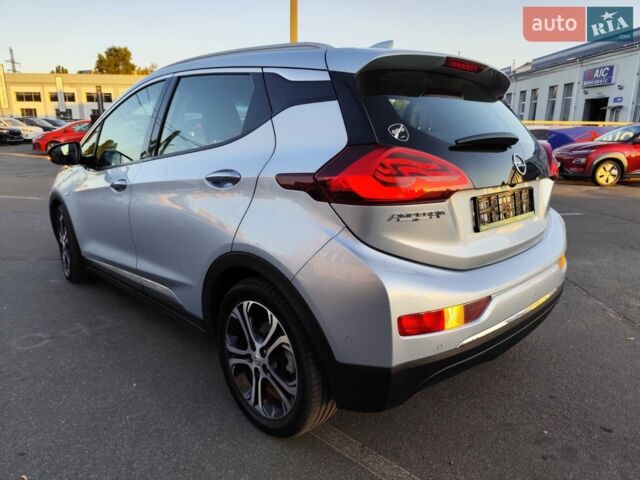 Серый Опель Ampera-e, объемом двигателя 0 л и пробегом 123 тыс. км за 15555 $, фото 13 на Automoto.ua