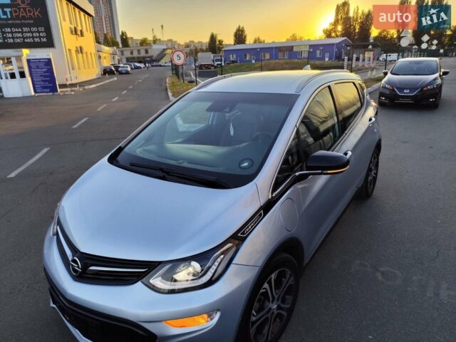 Серый Опель Ampera-e, объемом двигателя 0 л и пробегом 123 тыс. км за 15555 $, фото 2 на Automoto.ua