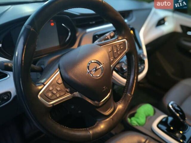 Серый Опель Ampera-e, объемом двигателя 0 л и пробегом 109 тыс. км за 14500 $, фото 29 на Automoto.ua