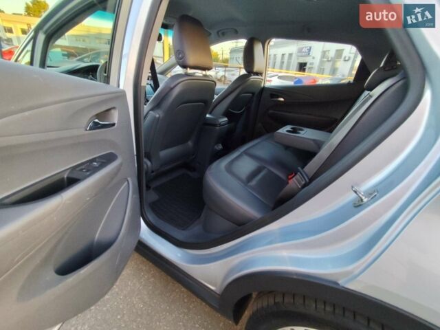 Серый Опель Ampera-e, объемом двигателя 0 л и пробегом 123 тыс. км за 15555 $, фото 27 на Automoto.ua