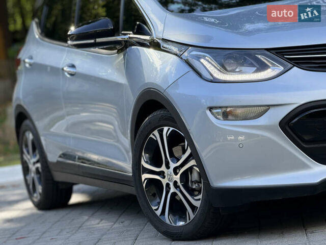 Серый Опель Ampera-e, объемом двигателя 0 л и пробегом 130 тыс. км за 14700 $, фото 8 на Automoto.ua