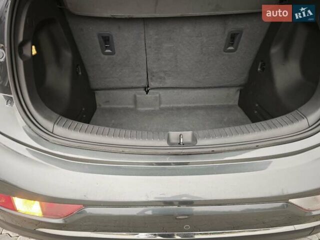 Серый Опель Ampera-e, объемом двигателя 0 л и пробегом 123 тыс. км за 14350 $, фото 52 на Automoto.ua