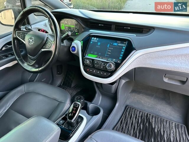 Серый Опель Ampera-e, объемом двигателя 0 л и пробегом 148 тыс. км за 16300 $, фото 24 на Automoto.ua
