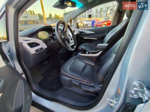 Сірий Опель Ampera-e, об'ємом двигуна 0 л та пробігом 123 тис. км за 15999 $, фото 45 на Automoto.ua