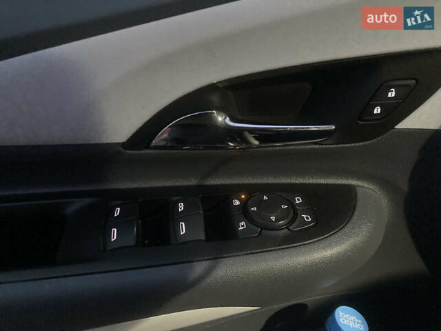 Сірий Опель Ampera-e, об'ємом двигуна 0 л та пробігом 211 тис. км за 15300 $, фото 16 на Automoto.ua