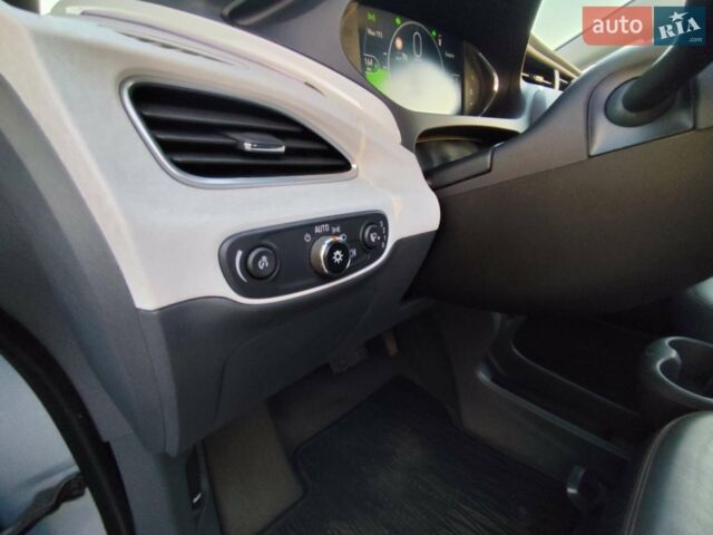 Серый Опель Ampera-e, объемом двигателя 0 л и пробегом 123 тыс. км за 15555 $, фото 41 на Automoto.ua