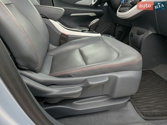 Сірий Опель Ampera-e, об'ємом двигуна 0 л та пробігом 138 тис. км за 14700 $, фото 21 на Automoto.ua