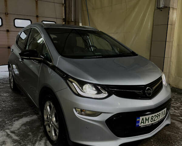 Серый Опель Ampera-e, объемом двигателя 0 л и пробегом 150 тыс. км за 14800 $, фото 2 на Automoto.ua